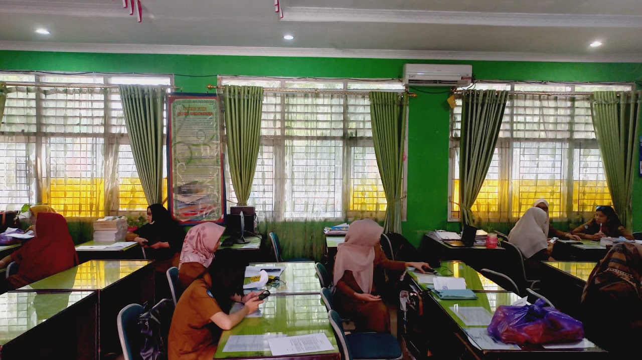 Suasana Kerja yang Nyaman dan Produktif