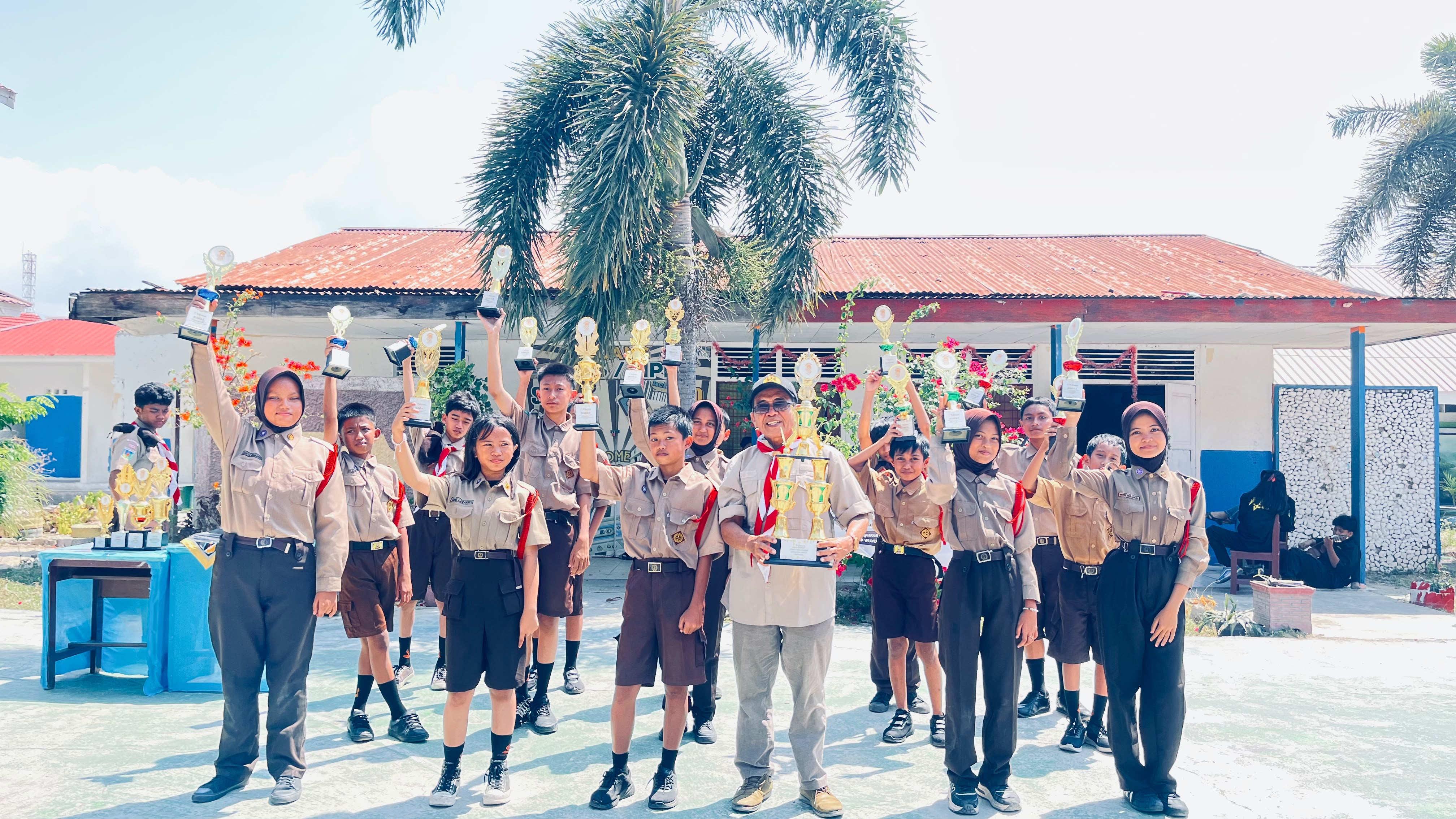 Slide Sekolah