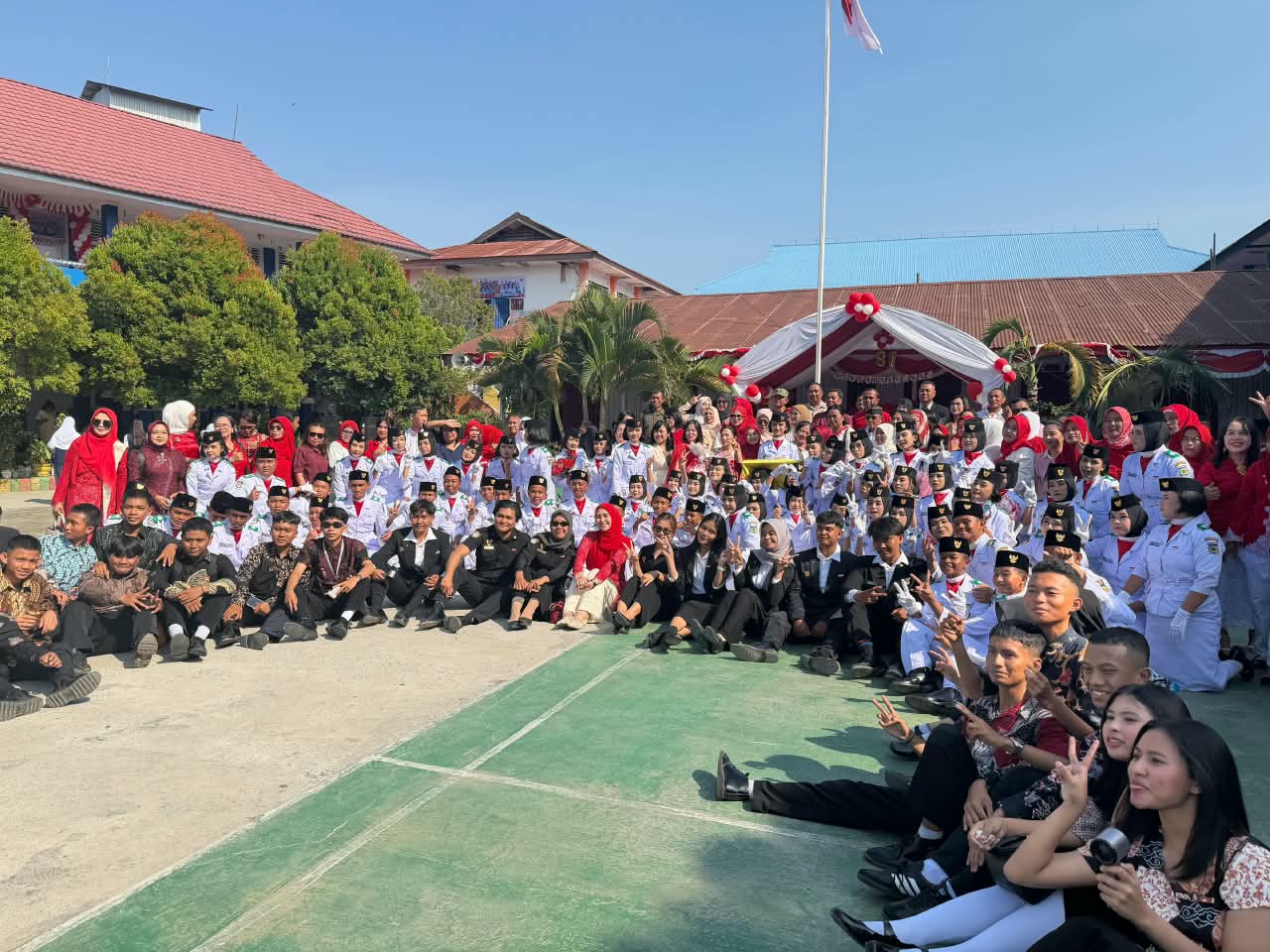 Slide Sekolah